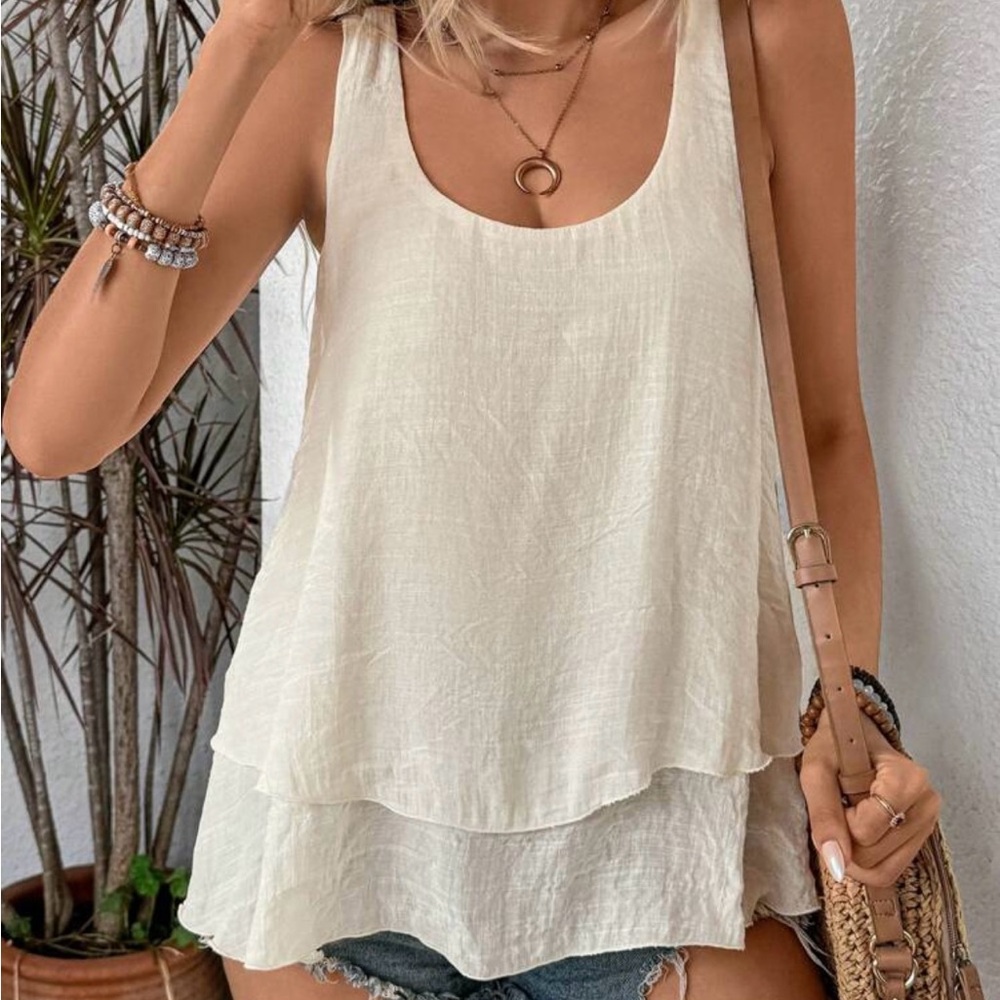 NWOT Calvaya Layered Sleeveless Top